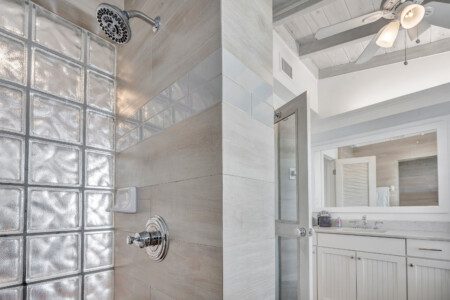 82101522 44f5 42d7 9321 fd42ac802584.jpg