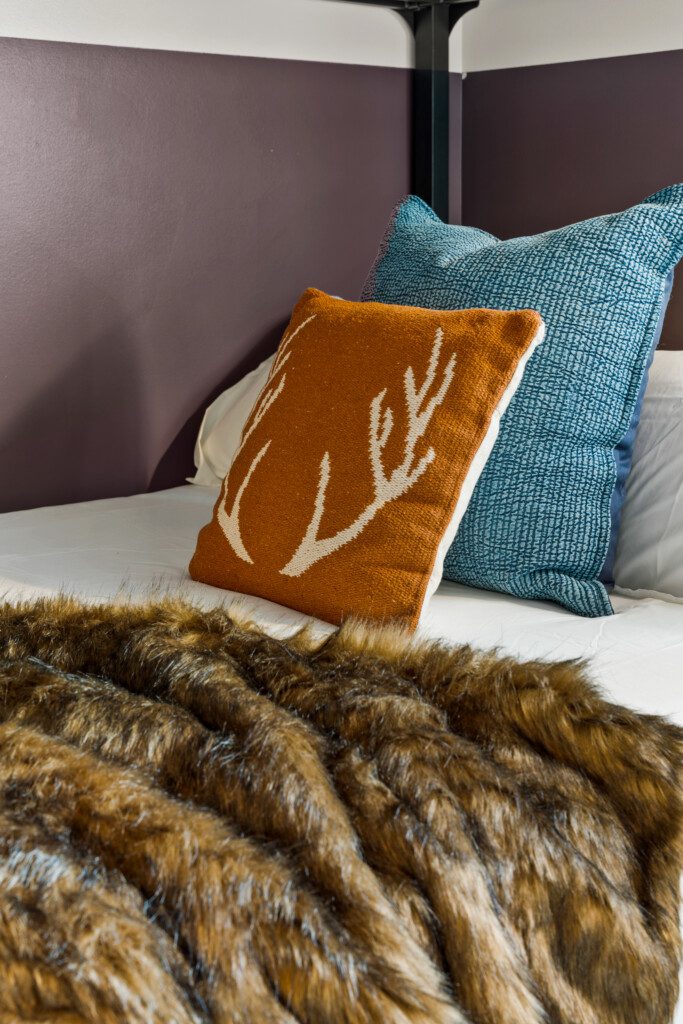 75f52160 696f 42a9 97b9 6465af570621