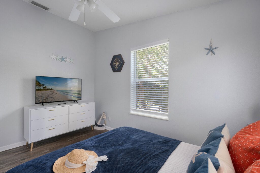 b63ba049 b556 49cf a578 c66efdcf56d1