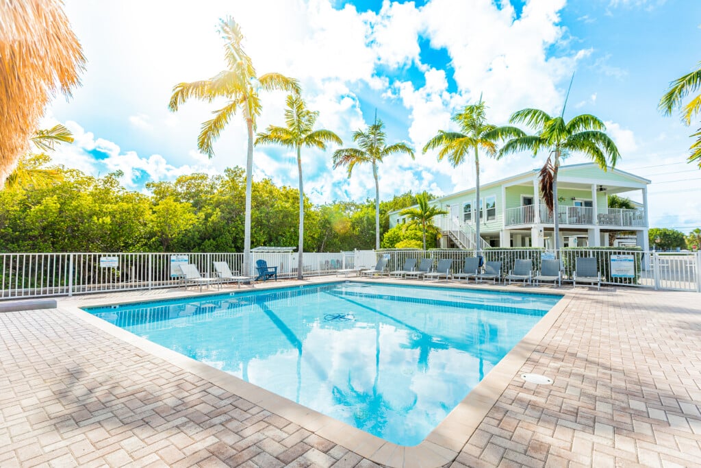 Take in the sunshine, enjoy the views, and let the calm waters and tropical surroundings set the tone for your perfect getaway.