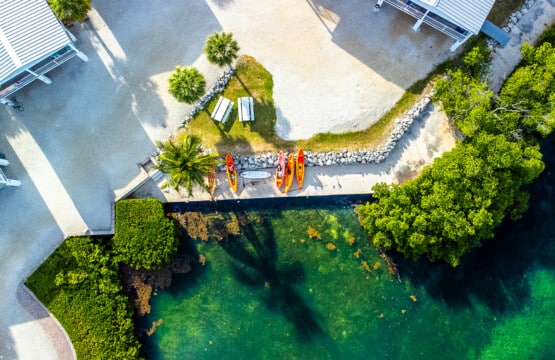 The beauty of the Florida Keys is right outside your door, hop on a kayak, take a boat ride, and discover breathtaking views from the water.