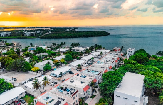 Endless sea views, open waters, and endless possibilities for your next water adventure. Welcome to Paradise.