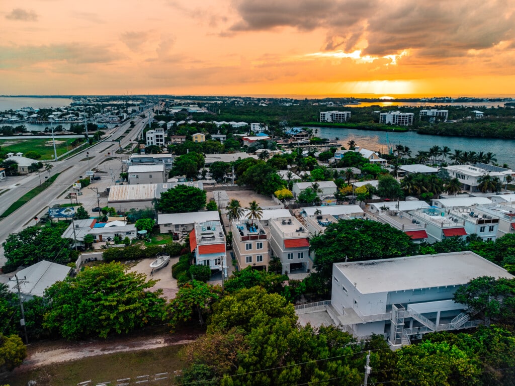 Welcome to the Florida Keys, where turquoise waters, tropical breezes, and laid-back island days create the perfect getaway.